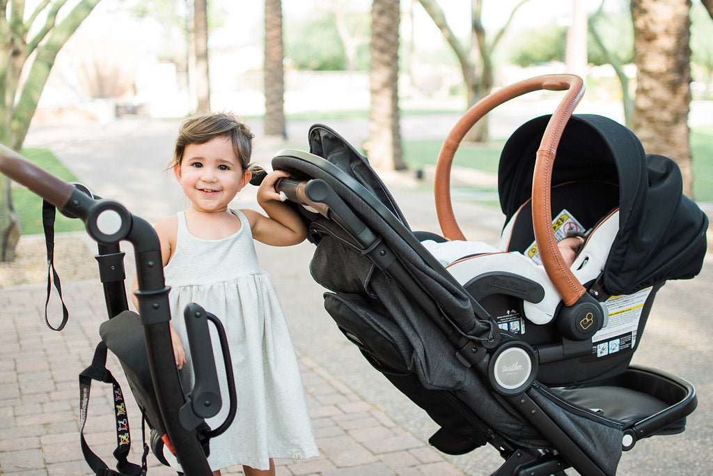 Why The Austlen Entourage Is The Stroller That Works Best for My Newborn and Toddler