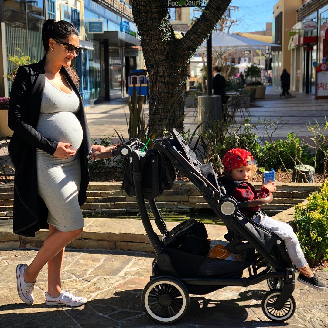 Coffee, Chaos, And The Only Stroller That Keeps Up – Why The Austlen Entourage Is The Best Double Stroller For Busy Moms
