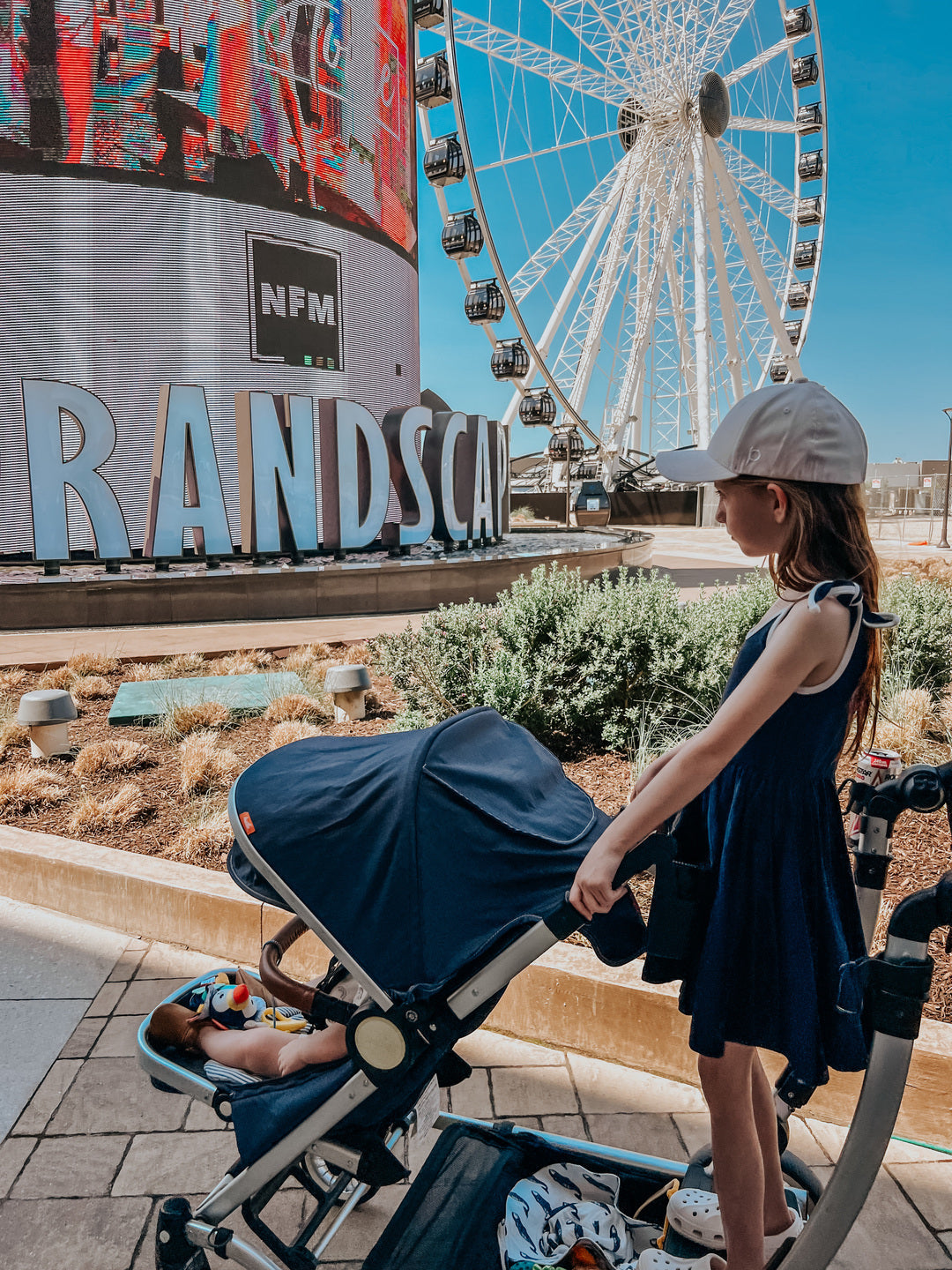 The Austlen Entourage: The Stroller That Finally Works for Both My Big Kid and My Baby