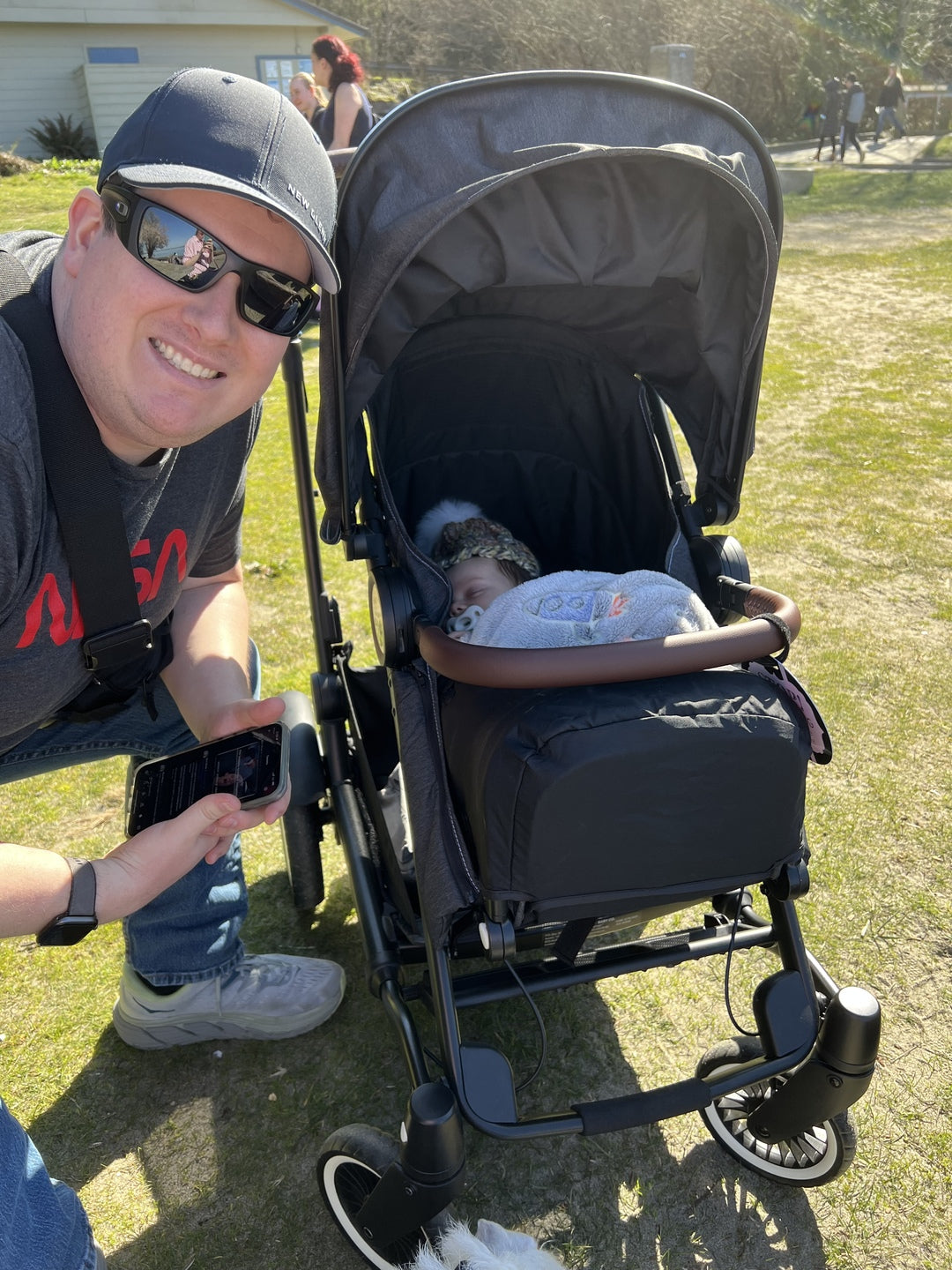 Why The Austlen Entourage Is The Only Stroller That Truly Does It All (Even From Day One)