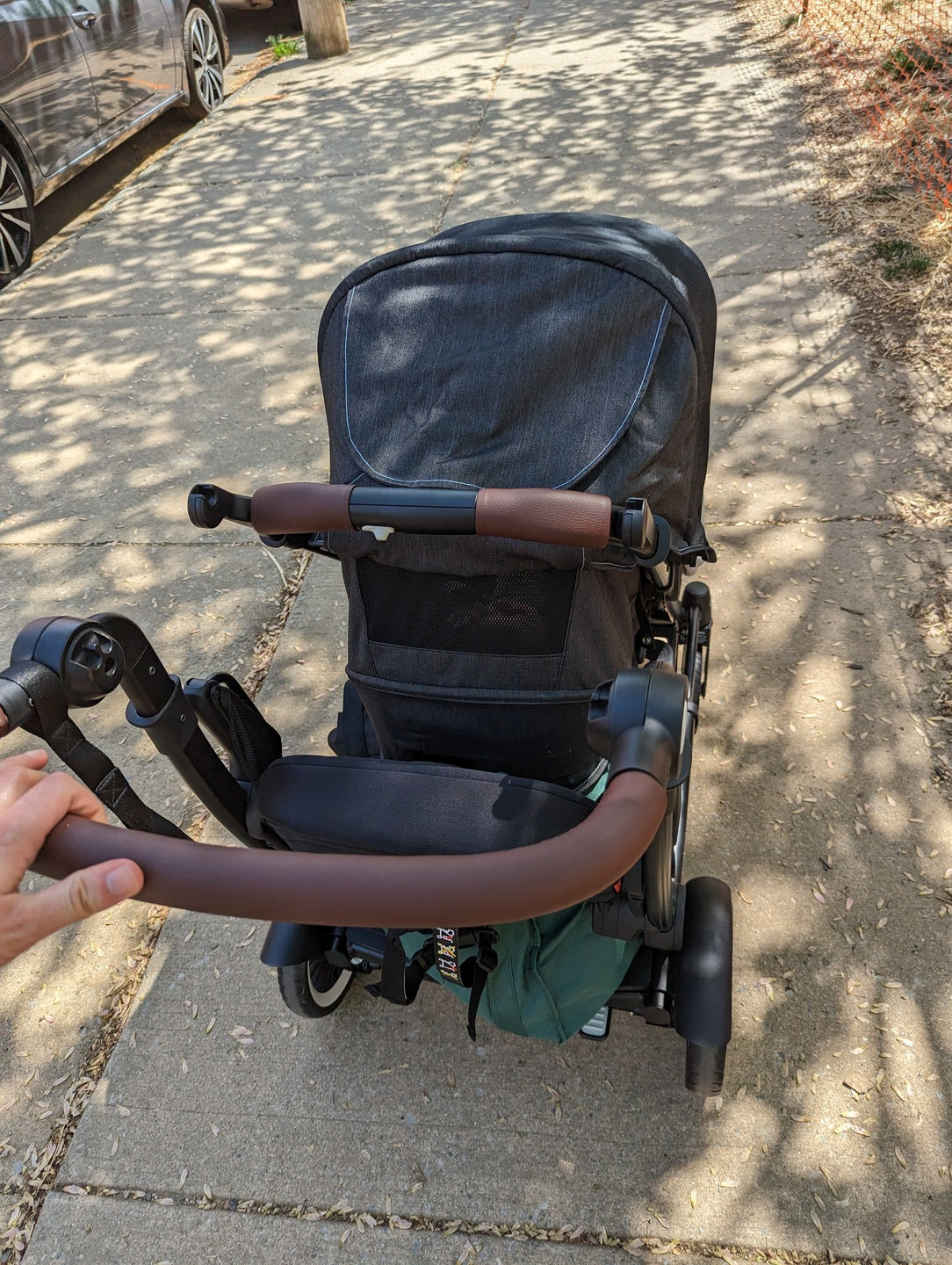 The Austlen Entourage: The Stroller That Made International Travel With Two Kids Feel Easy